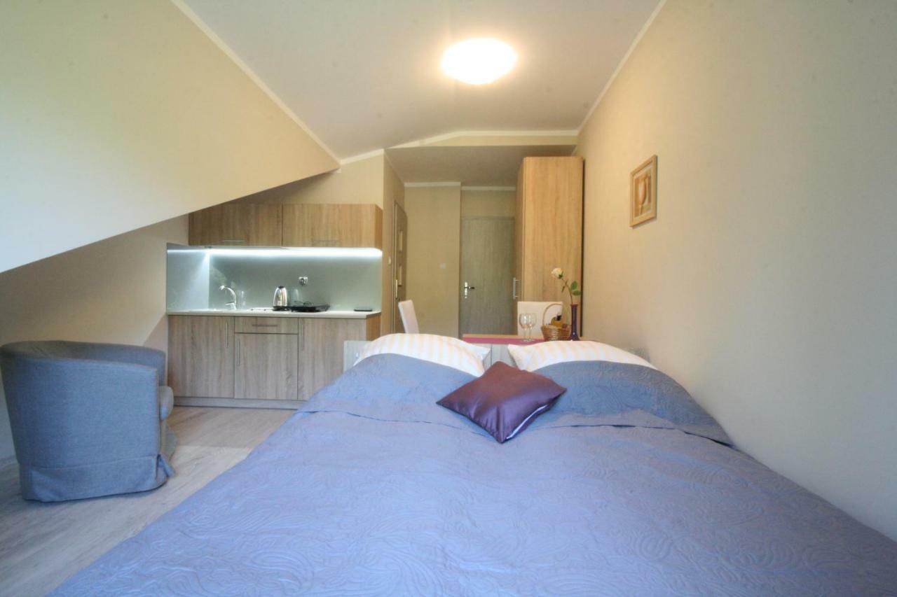 Lc Pokoje & Apartamenty Pobierowo Exterior photo