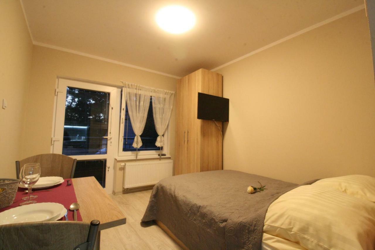 Lc Pokoje & Apartamenty Pobierowo Exterior photo